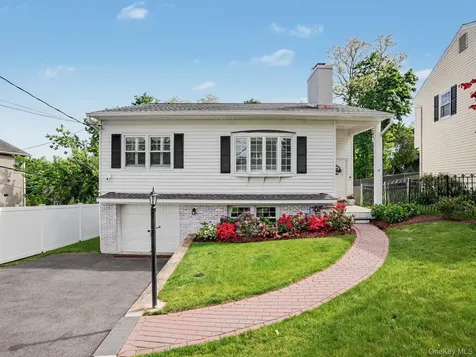 17 Gedney Way White Plains NY 10605