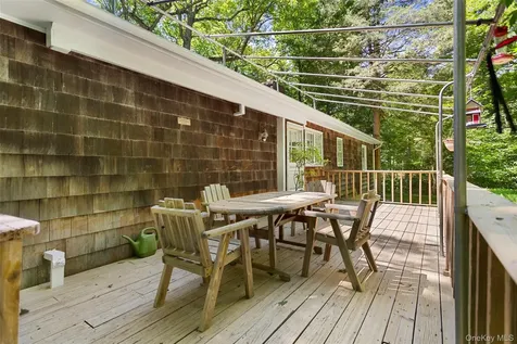 18 Nancys Lane Pound Ridge NY 10576