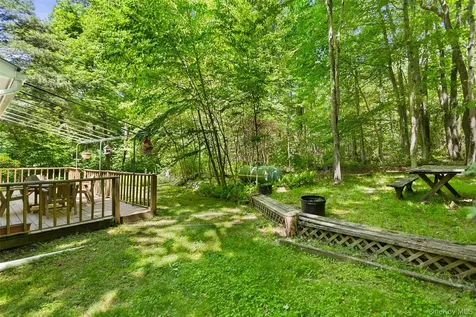 18 Nancys Lane Pound Ridge NY 10576