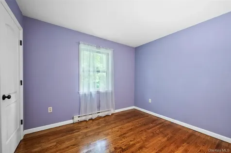 27 Silleck Boulevard Putnam Valley NY 10579