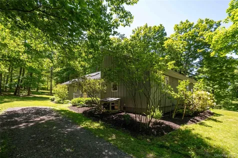 436 Schoolhouse Road Austerlitz NY 12017