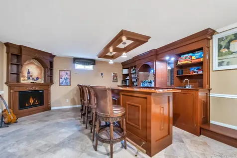 25 Yellow Top Lane Smithtown NY 11787