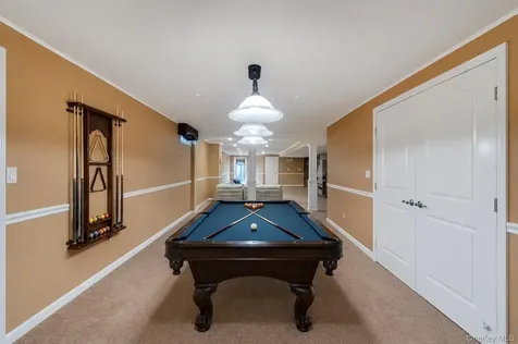 25 Yellow Top Lane Smithtown NY 11787