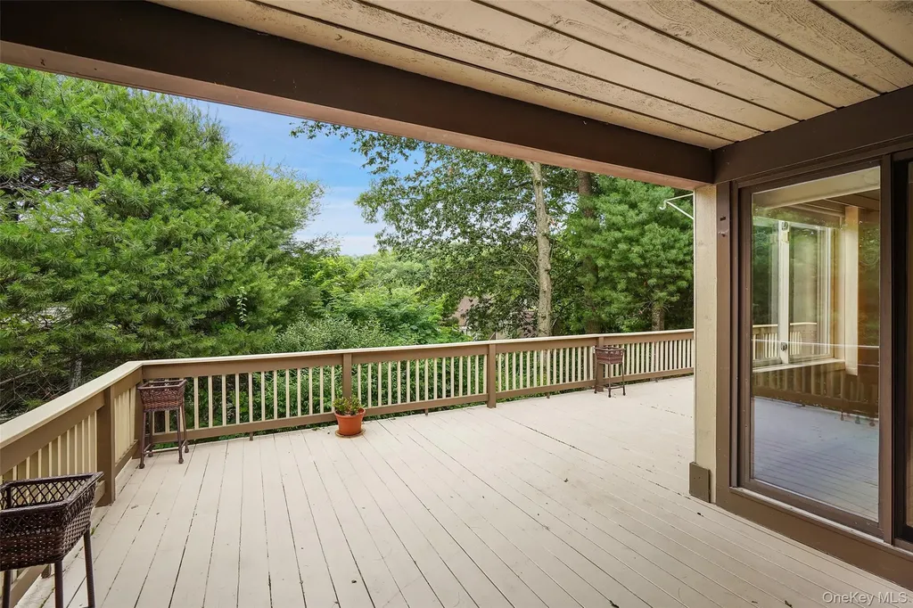 606 Heritage Hills Drive Somers NY 10589
