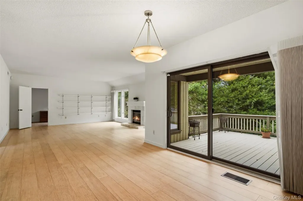 606 Heritage Hills Drive Somers NY 10589
