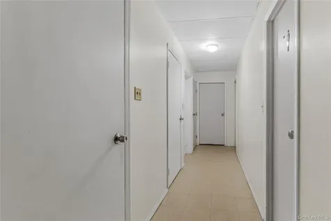 82 Riverdale Avenue White Plains NY 10607