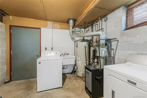 82 Riverdale Avenue White Plains NY 10607
