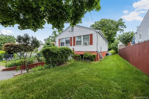 82 Riverdale Avenue White Plains NY 10607