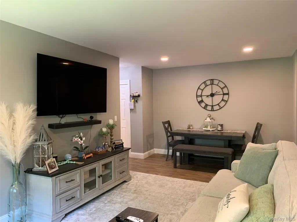 2449F Union Boulevard Islip NY 11751