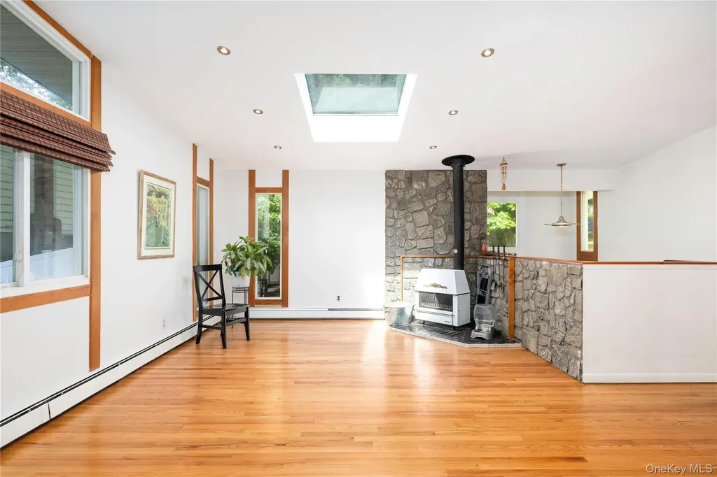326 Lovell Street Mahopac NY 10541