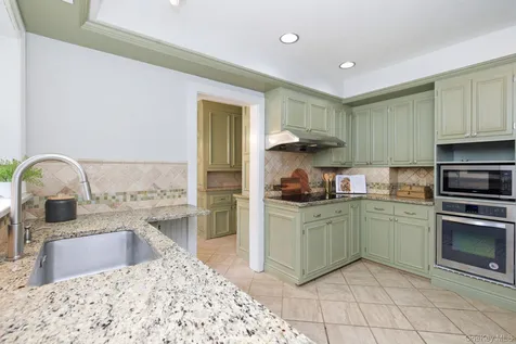 73 Greenridge Avenue White Plains NY 10605