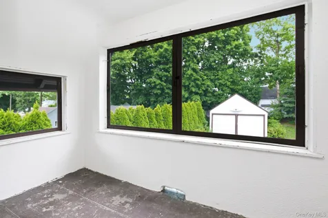 73 Greenridge Avenue White Plains NY 10605