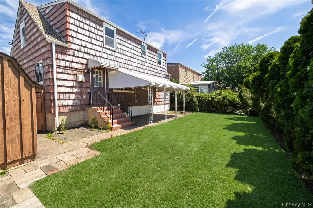 1329 Globe Avenue Elmont NY 11003
