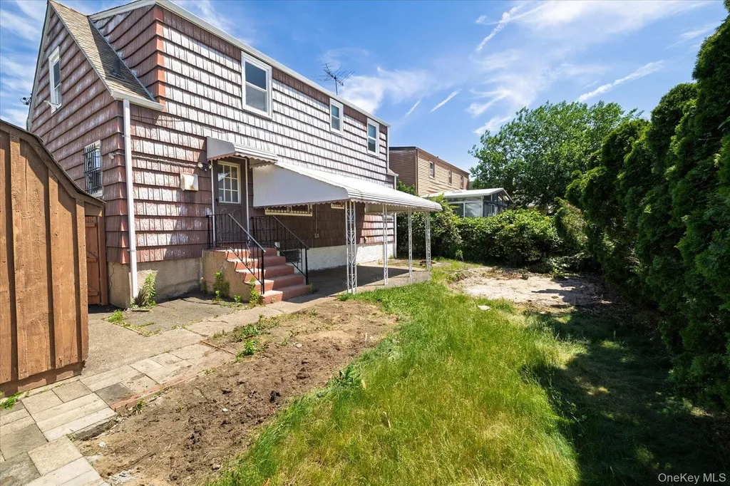 1329 Globe Avenue Elmont NY 11003