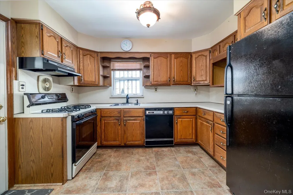 1329 Globe Avenue Elmont NY 11003