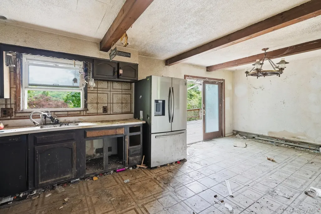 43 Sunset Drive Patterson NY 12563
