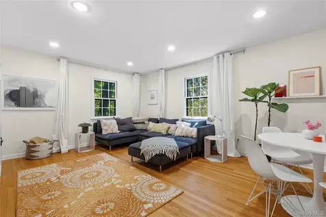 2 Sherwood Place Scarsdale NY 10583