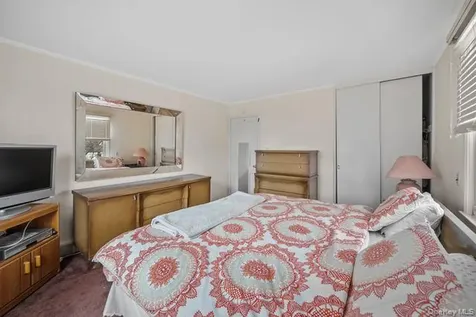64 Kathwood Road Yonkers NY 10710