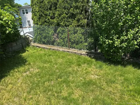 64 Kathwood Road Yonkers NY 10710