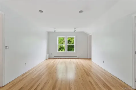 115 Innis Avenue Poughkeepsie NY 12601