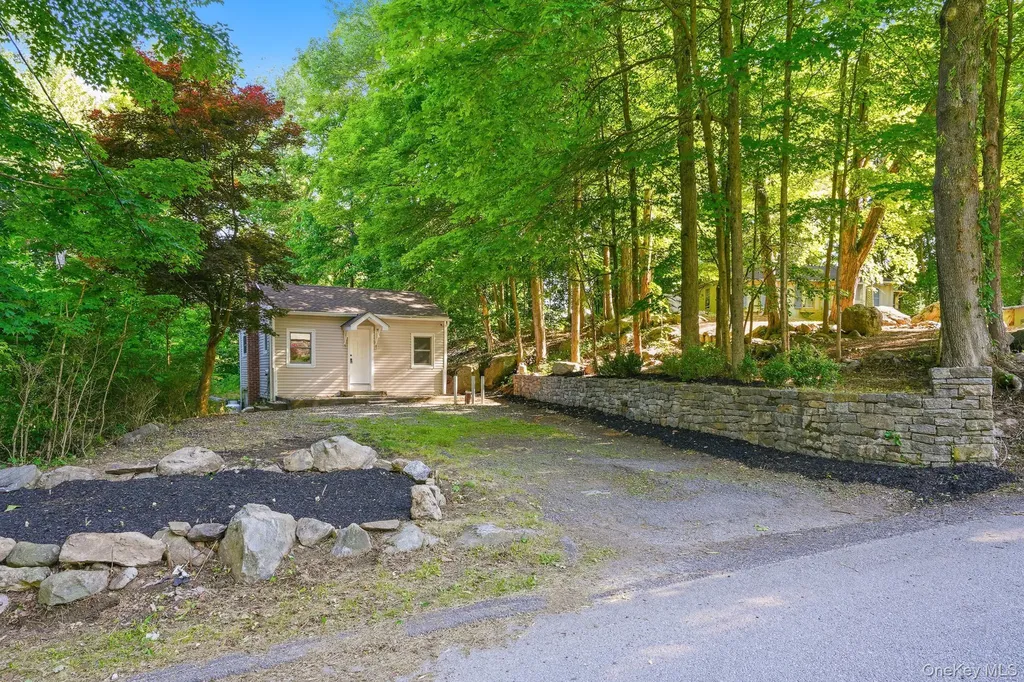 32 Lacona Drive Patterson NY 12563