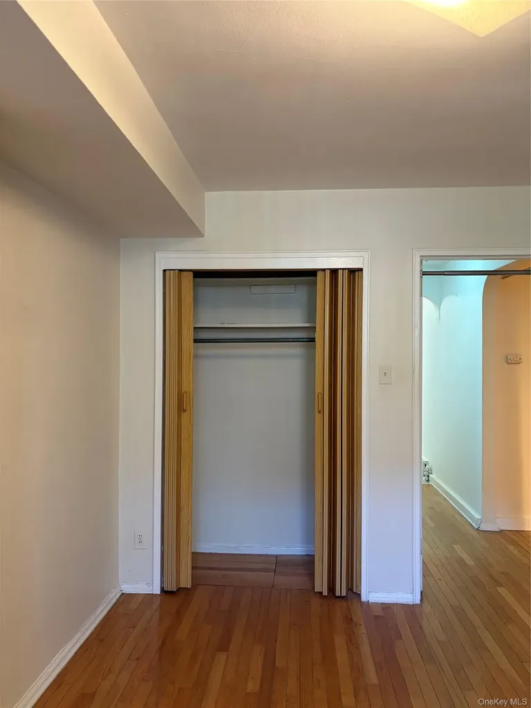 8621 17th Avenue Brooklyn NY 11214