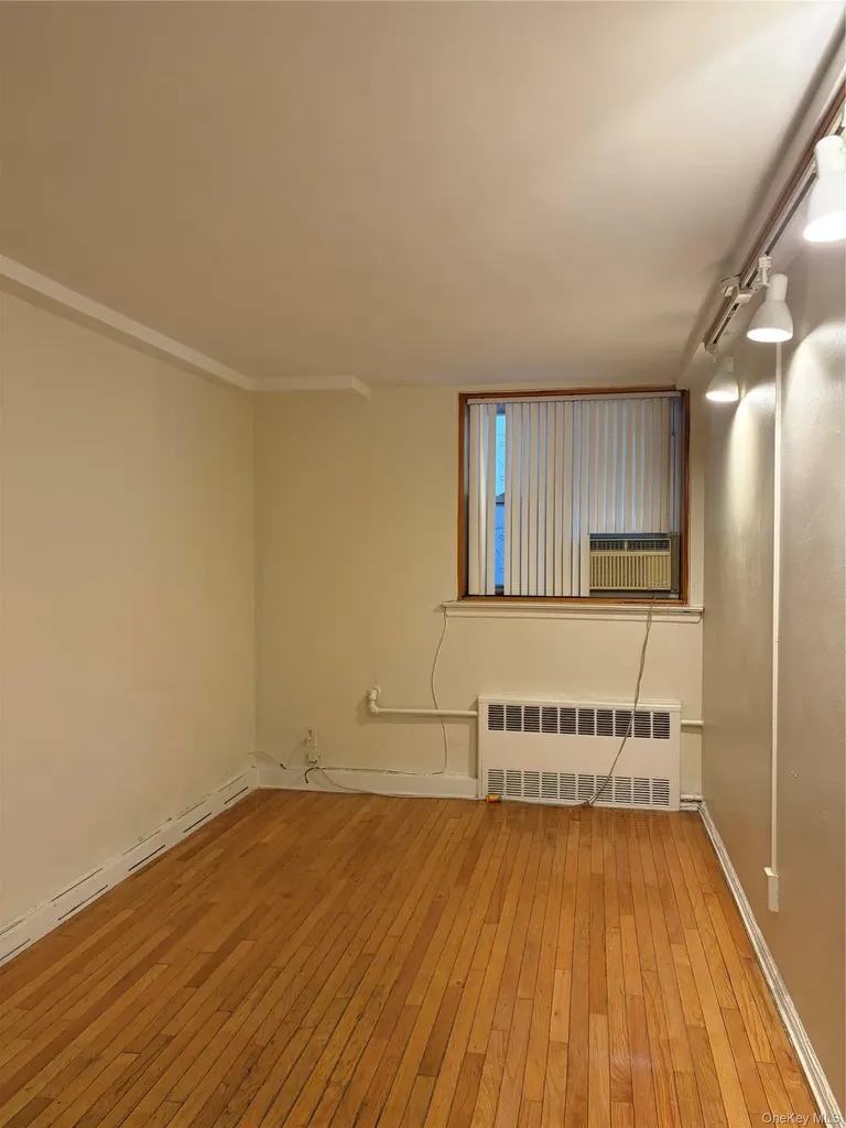 8621 17th Avenue Brooklyn NY 11214