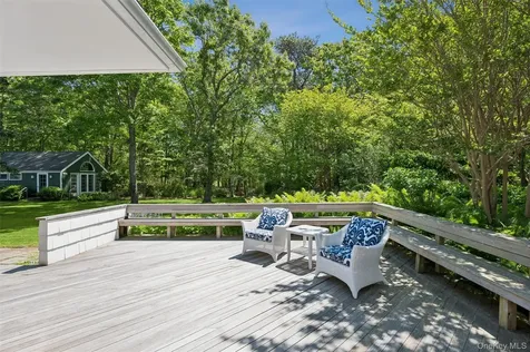 18 Jagger Lane Westhampton NY 11977