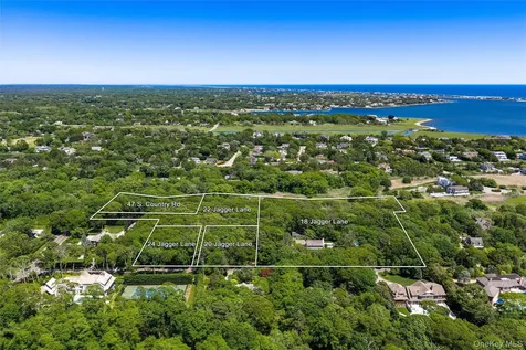 18 Jagger Lane Westhampton NY 11977