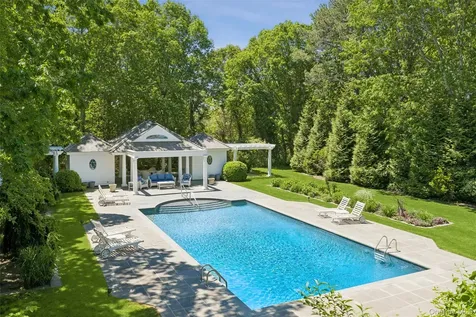 18 Jagger Lane Westhampton NY 11977