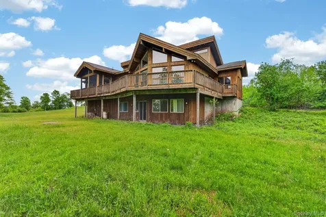 81 N Pond Drive Livingston Manor NY 12768