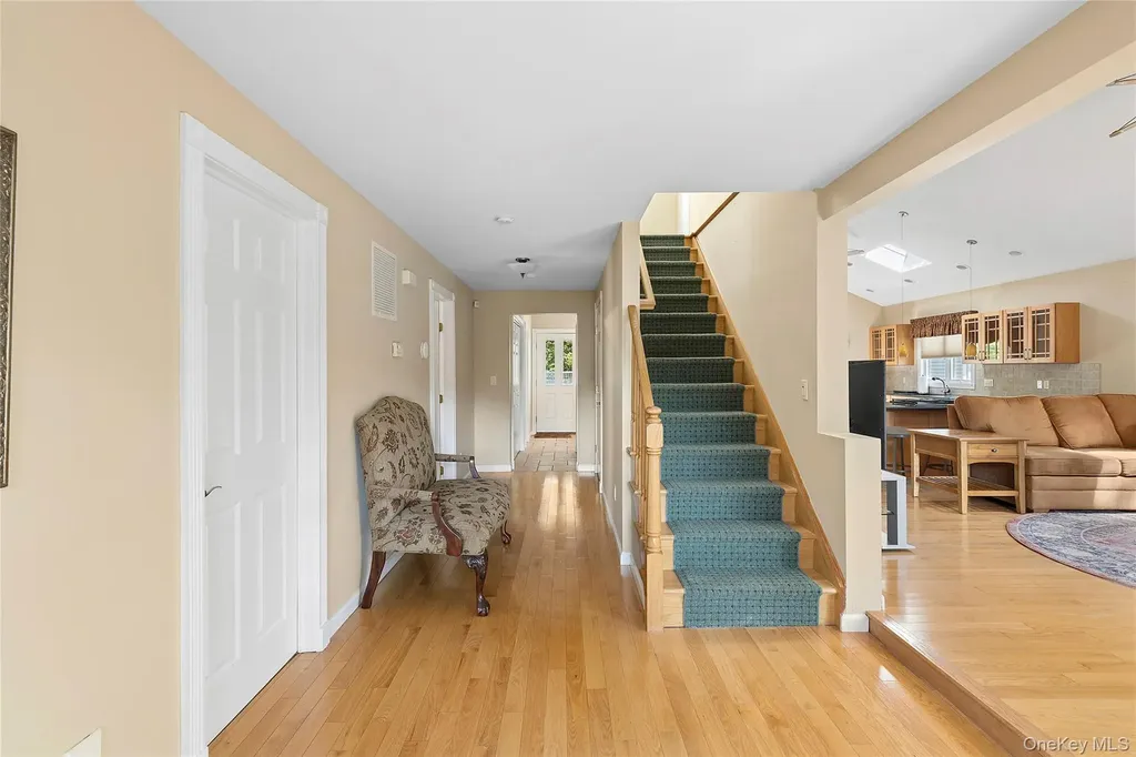 54 Breezy Point Road Wading River NY 11792