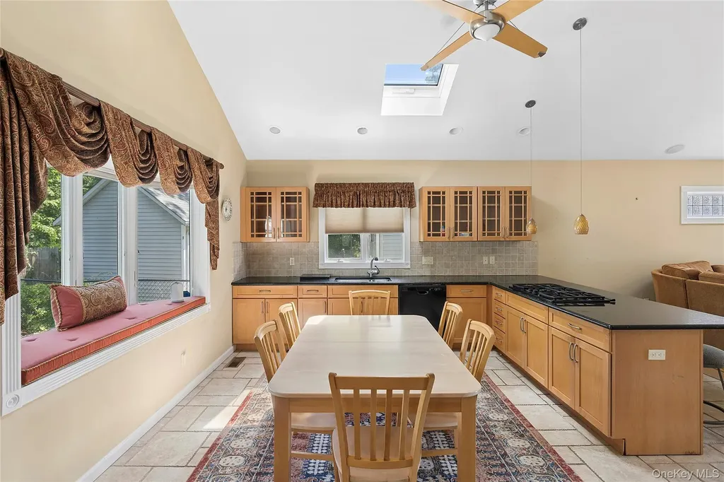 54 Breezy Point Road Wading River NY 11792