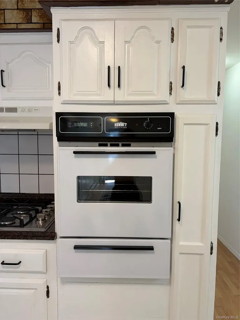 2735 Cropsey Avenue Brooklyn NY 11214
