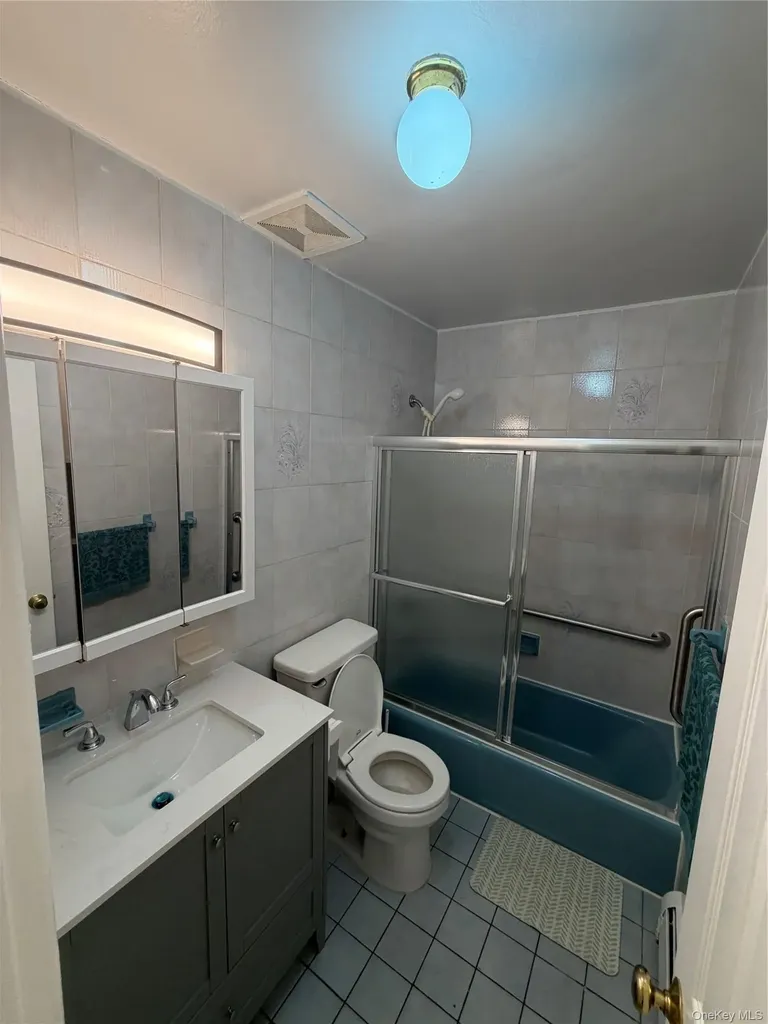 2735 Cropsey Avenue Brooklyn NY 11214