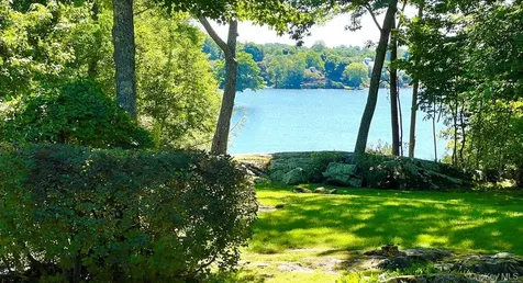 8 Rock Hill Road Mahopac NY 10541