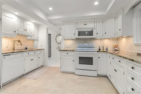 8 Rock Hill Road Mahopac NY 10541
