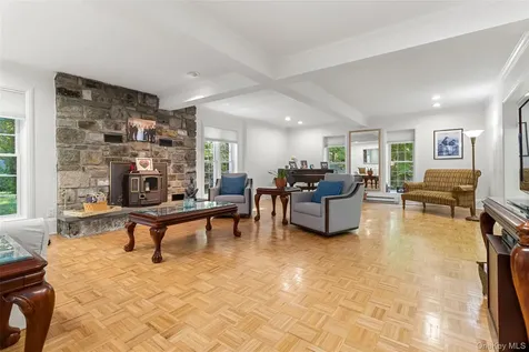 8 Rock Hill Road Mahopac NY 10541