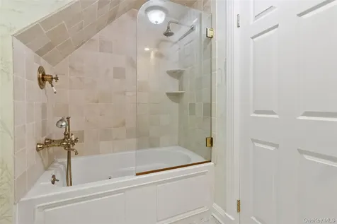 8 Rock Hill Road Mahopac NY 10541