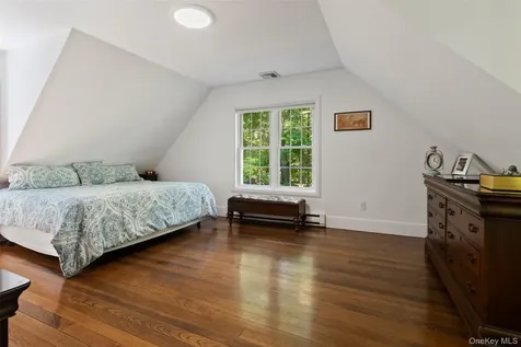 8 Rock Hill Road Mahopac NY 10541