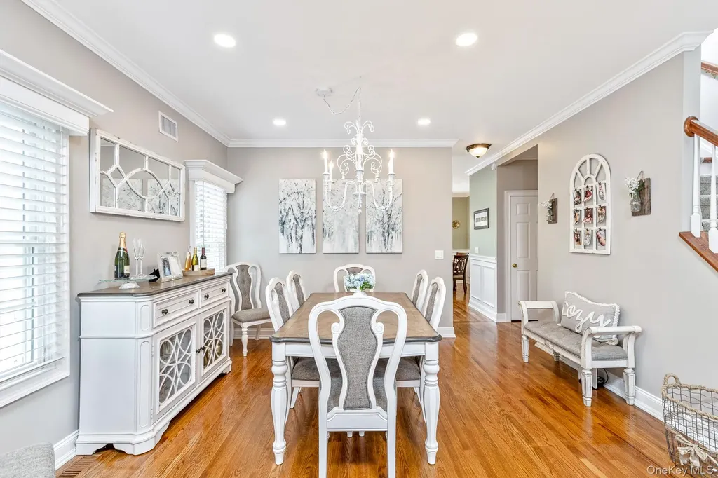 11 Coventry Lane Smithtown NY 11787