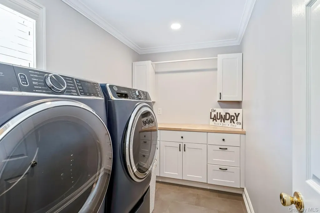 11 Coventry Lane Smithtown NY 11787