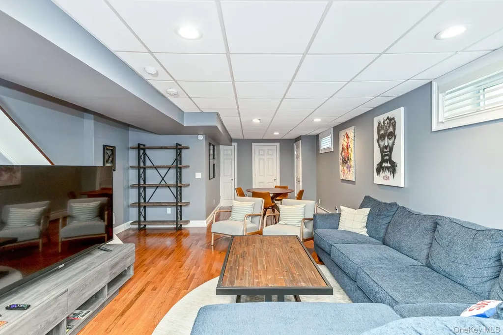 11 Coventry Lane Smithtown NY 11787