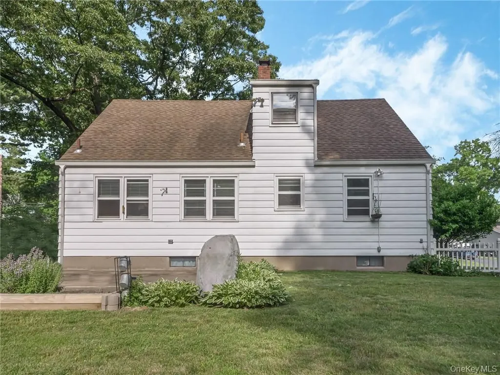 7 S Park Avenue Nanuet NY 10954