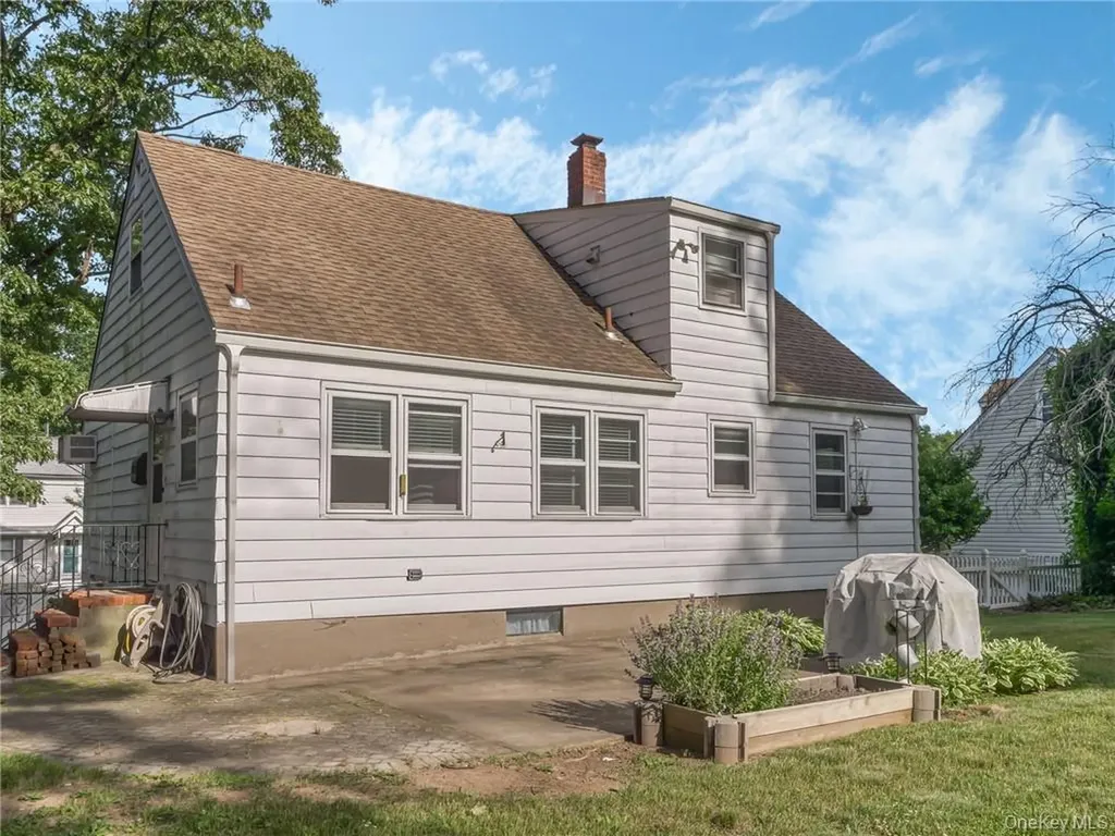 7 S Park Avenue Nanuet NY 10954
