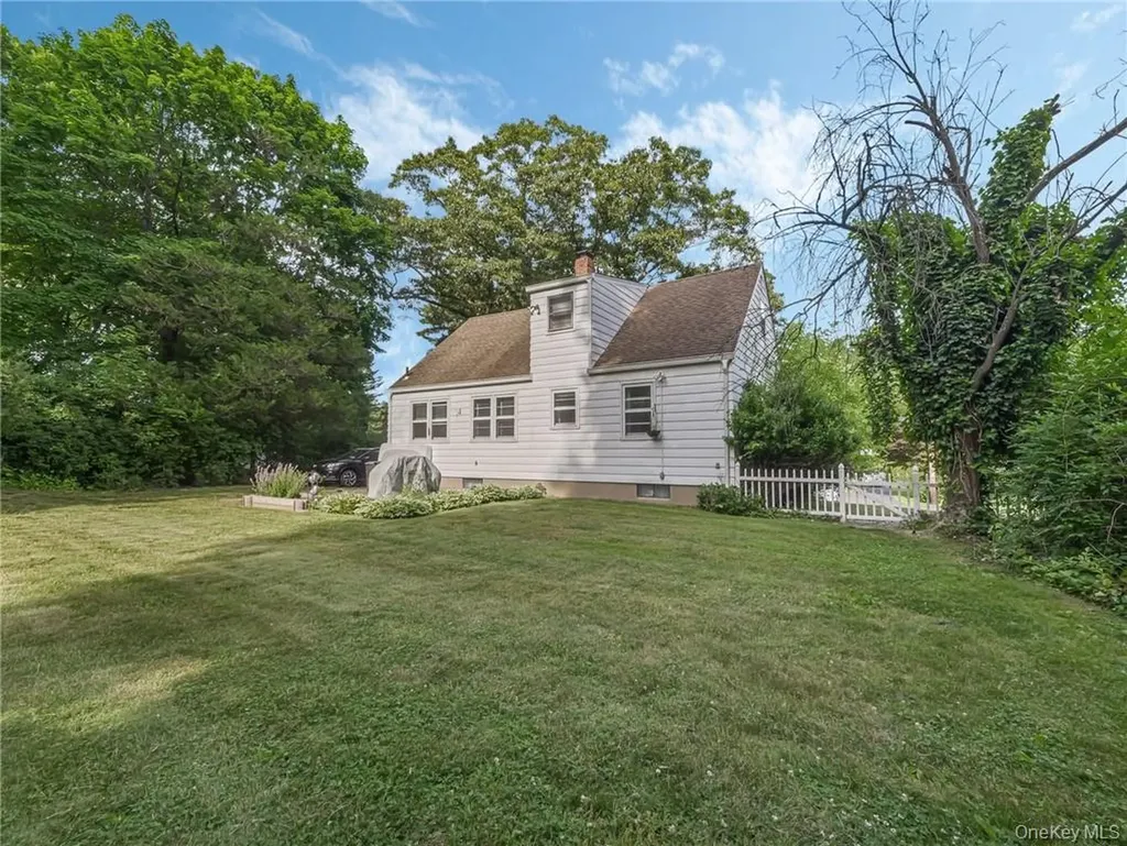7 S Park Avenue Nanuet NY 10954