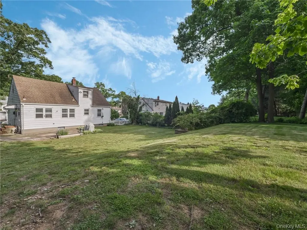 7 S Park Avenue Nanuet NY 10954
