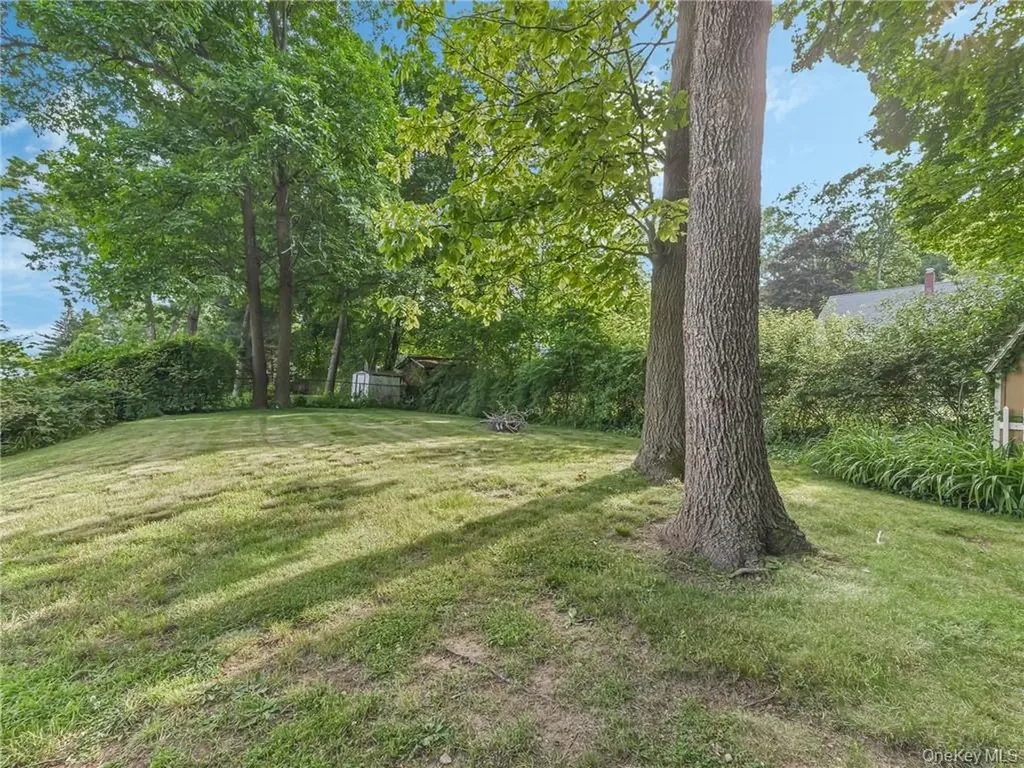7 S Park Avenue Nanuet NY 10954