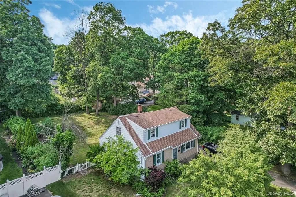 7 S Park Avenue Nanuet NY 10954