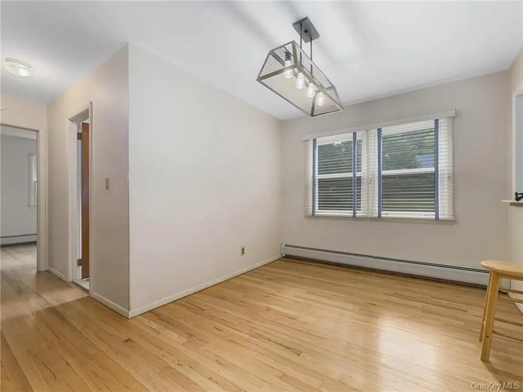 7 S Park Avenue Nanuet NY 10954